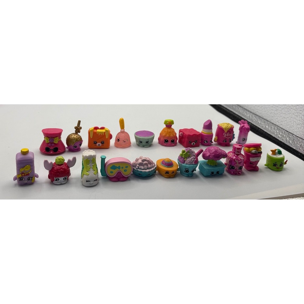 Moose Toys Shopkins Mixed Lot of 18 Collectible Figures Lippy Lips Food More